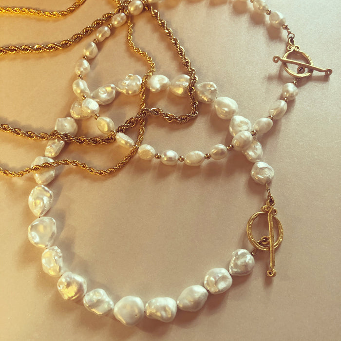 Keshi Pearl Choker