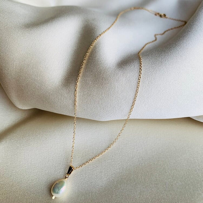 Simple Genuine Pearl Necklace