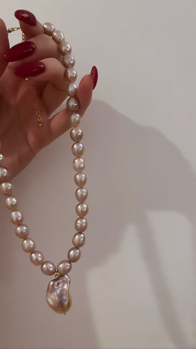 Lorde Pink Essence Pearl Necklace
